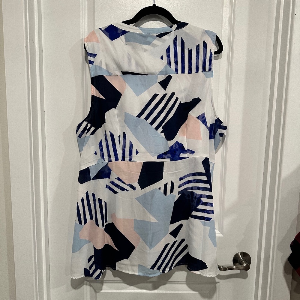 Torrid Size 3 Peplum Georgette Button-Front Tie-F… - image 4